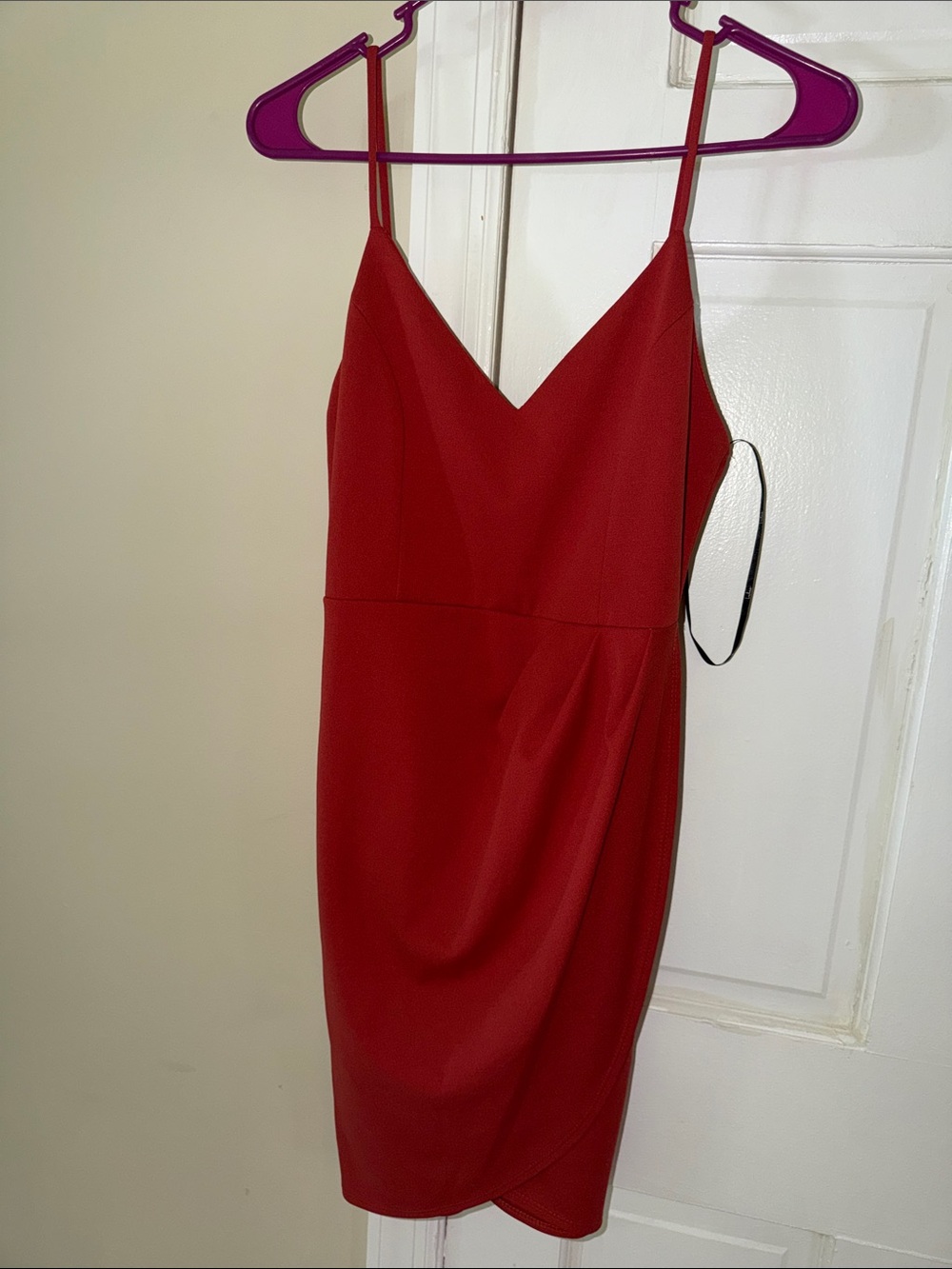 LULUS V-Neck Spaghetti Strap Sheath Dress